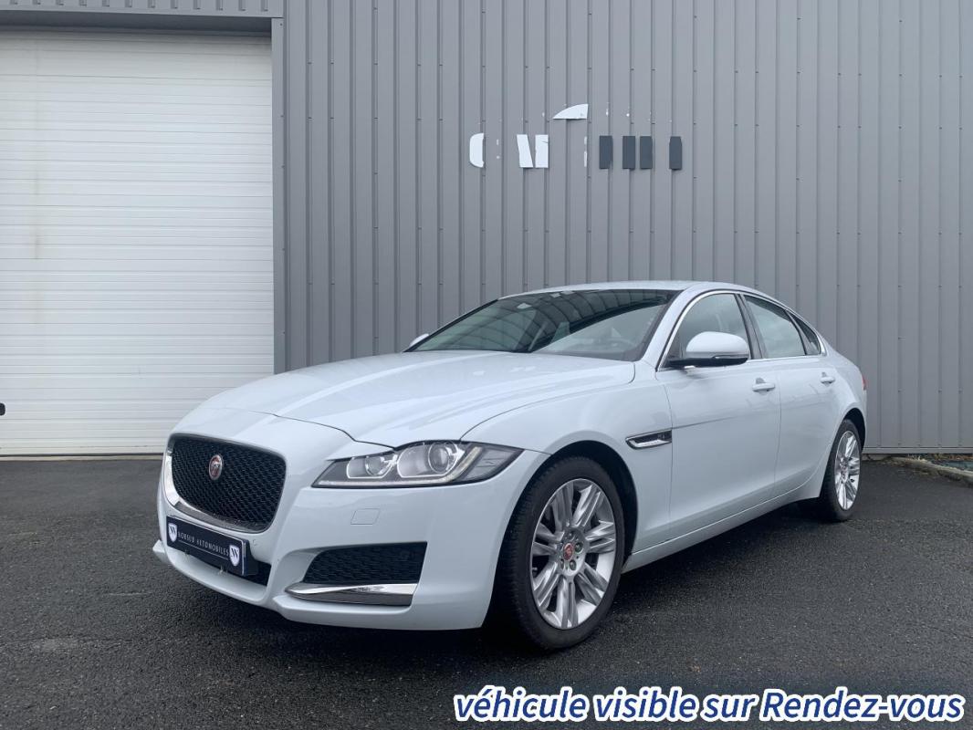 JAGUAR XF - 2.0 D BVA 180 CH PORTFOLIO - GARANTIE 6 MOIS (2016)