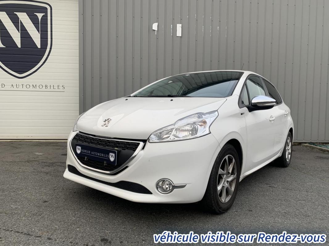 PEUGEOT 208 - 1.2 VTI 82 CH STYLE - GARANTIE 6 MOIS (2014)