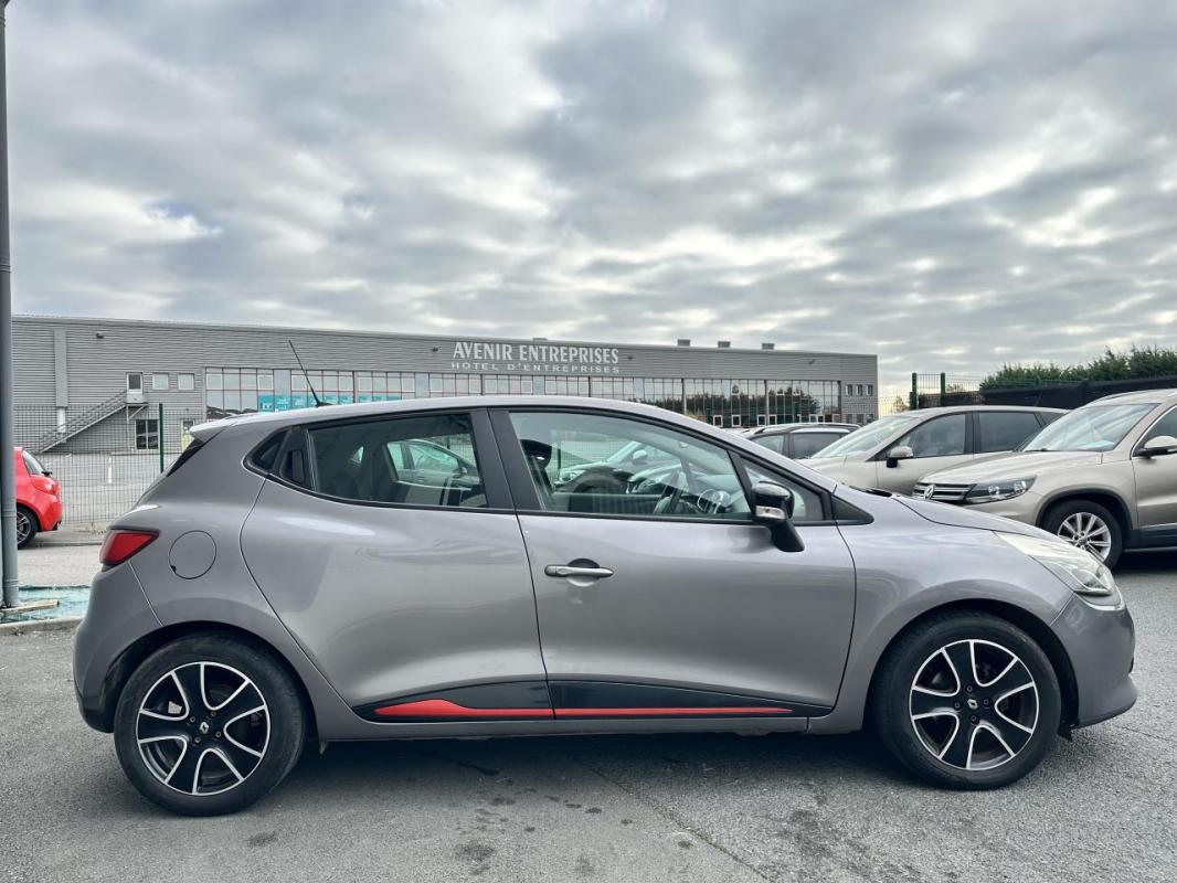 Renault Clio - 0.9 TCE 90 CH EXPRESSION - GARANTIE 6 MOIS