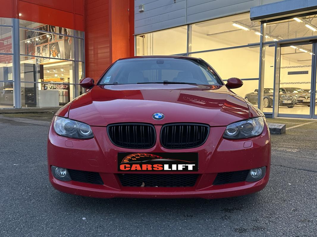 BMW Série 3 - (E92) Coupé 330i 3.0 i 24V 272 CH LUXE - GARANTIE 6 MOIS