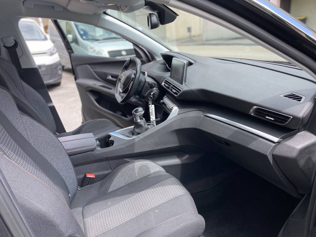 Peugeot 3008 - II BlueHDi 130 S&S Active Business
